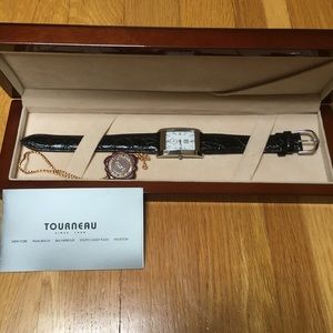 RARE Tourneau A4159 NFL Limited Edition Men’s Dress Watch with Leather Strap